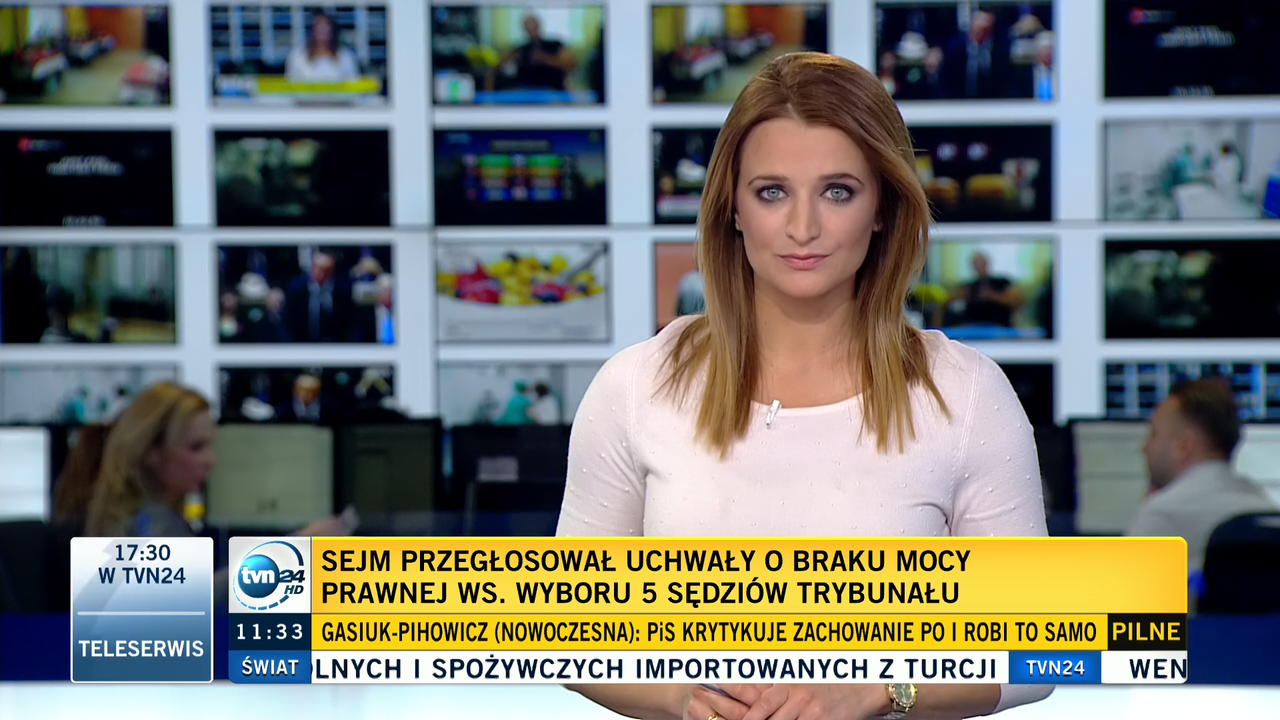 2015-11-26_Dagmara_Kaczmarek_Szalkow_TVN24HD_012