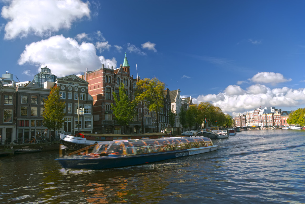 IMAGE: https://i.postimg.cc/c13rVK0k/Picturenaut.jpg