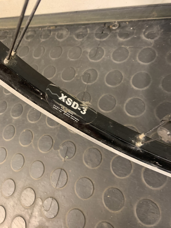 7F49E25C-D169-420E-B932-B9F7B62533E7