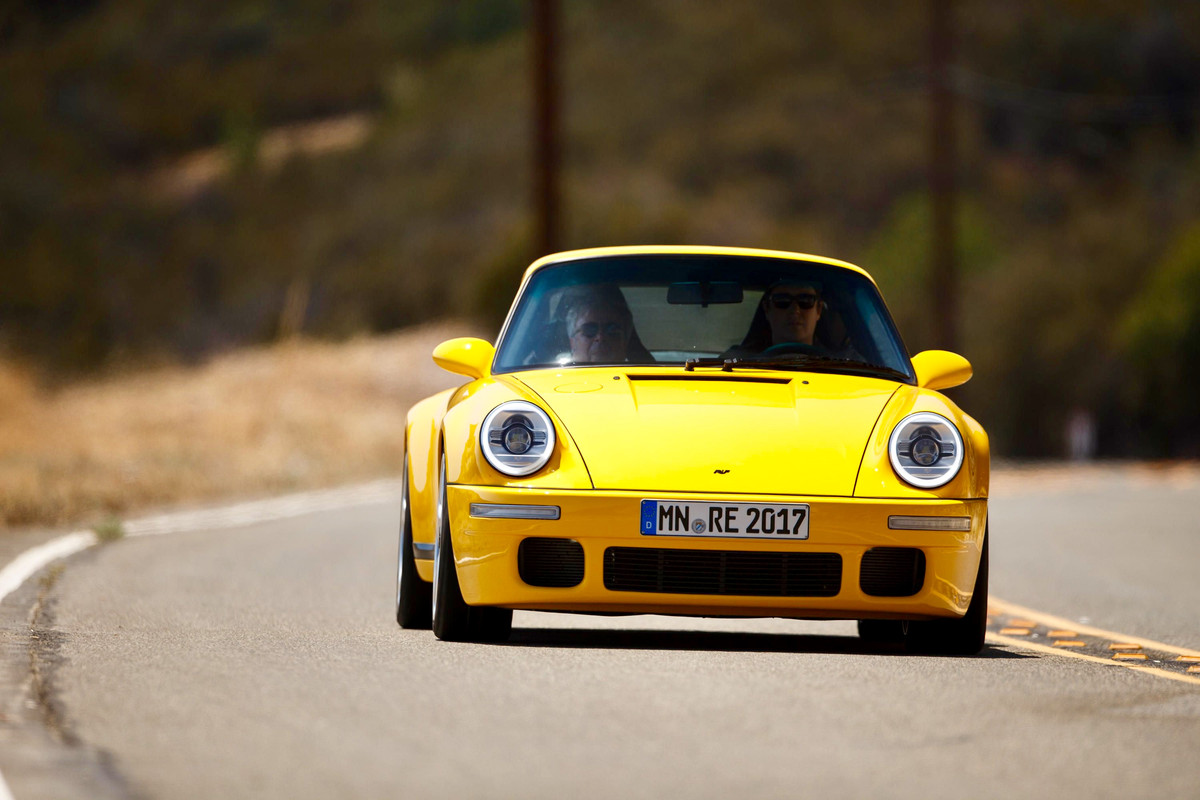 05AFFB66-E34F-4545-A109-2DB6317CEACD