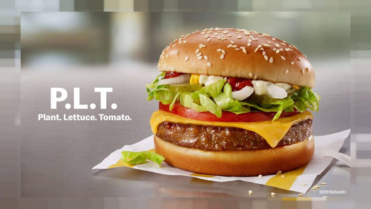 Vegetariana vivió un “trauma” en McDonald’s: le dieron una hamburguesa de carne