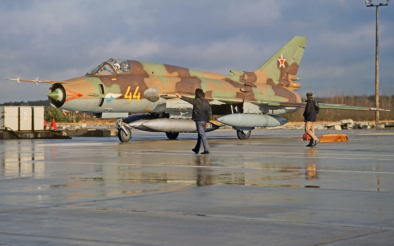 20 GvAPIB Su-17M4 44 yellow_15205 (6)