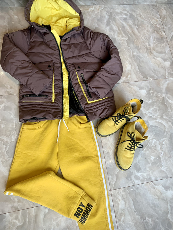 B7E409F7-BA1C-4C93-94D5-5C492D90F1BE