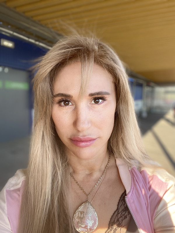 6E1E9887-99F6-4E27-A626-24E07CEB1DCD