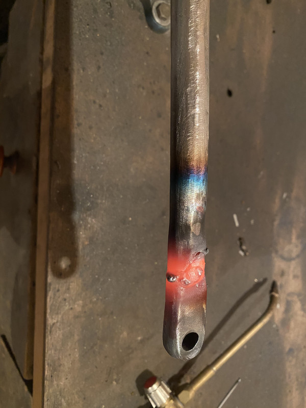 2129783A-7194-43F7-8BAB-A745B9CB8395