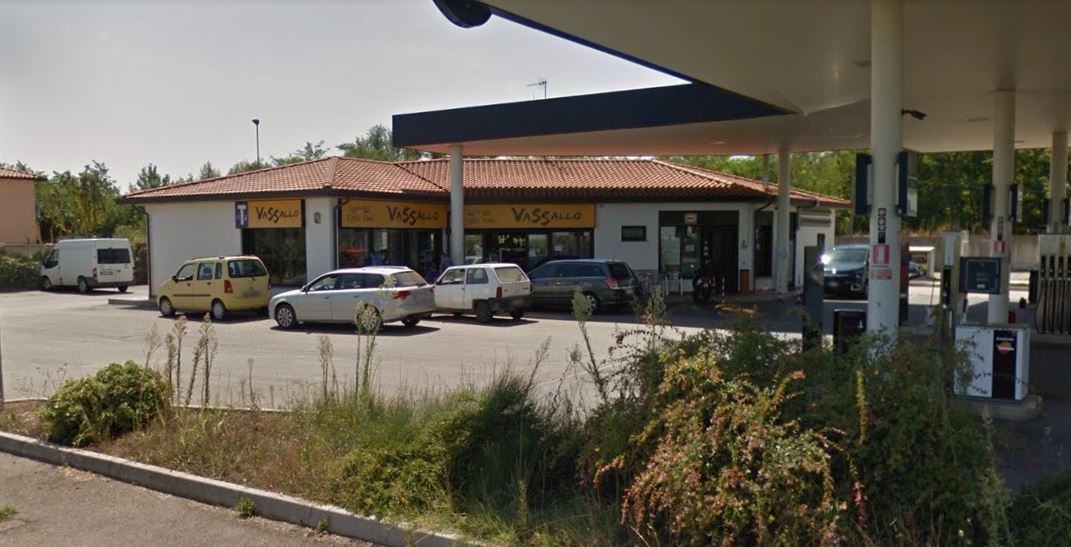 Gravissimo un 25enne aggredito davanti al bar a Castel Bolognese