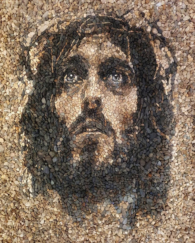 et-pebble-7985676978