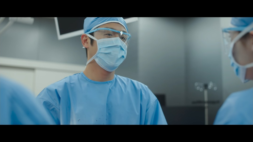 VS--Netflix-ResidentPlaybookE11Episode11-64’09”