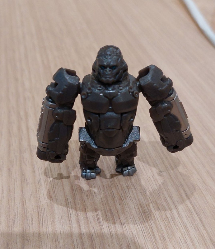 ROTB-Beast-Battlemaster-Optimus-Primal-02-e1682002744638
