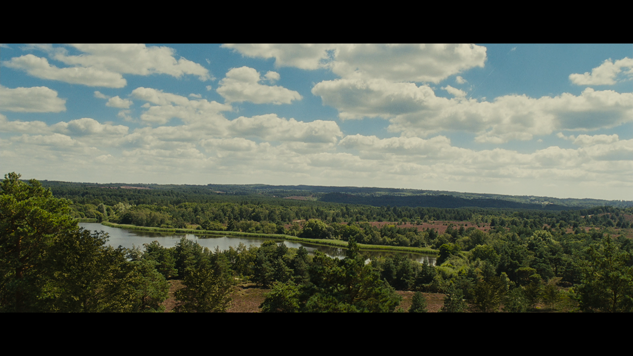 Eden.Lake.2008.2160p.UHD.BDREMUX.HEVC.HDR.DV-Нечипорук.mkv_snapshot_00.09.31.749