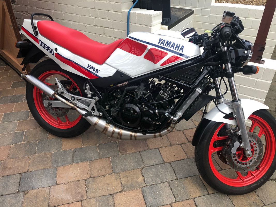 3C73EDA4-84E2-4282-8A8F-1595409F1DEB