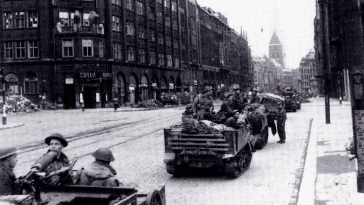 1945-05-03.jpg