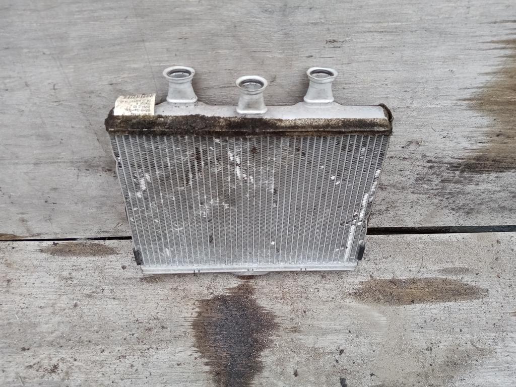 Радиатор отопителя