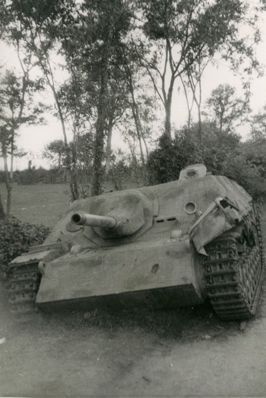 Jagdpanzer IV Sturmgeschütz neuer Art mit 7.5 cm Pak L48 auf Fah