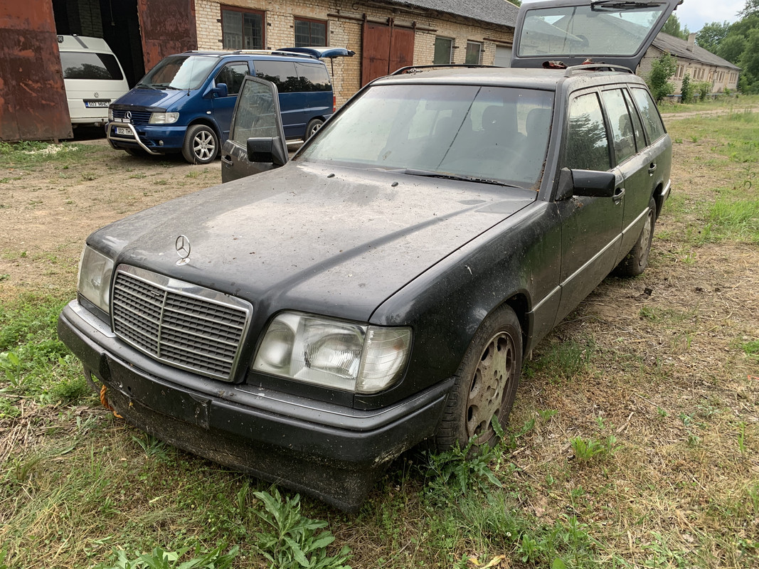 08CA990D-3059-40CF-9F90-92D7F0D3BFEC