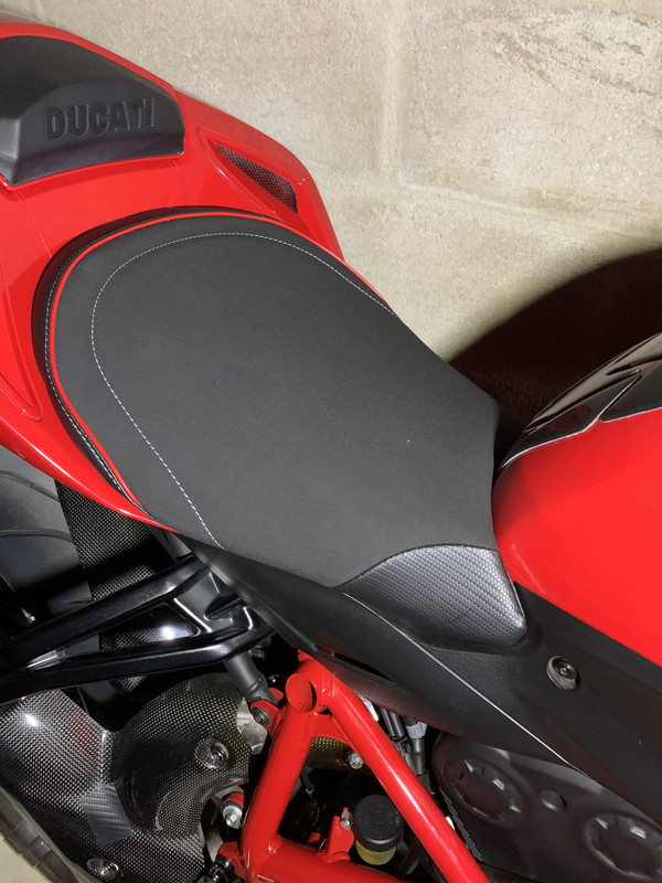 B3BD5528-5935-48A6-AF9D-AC824C2483B2