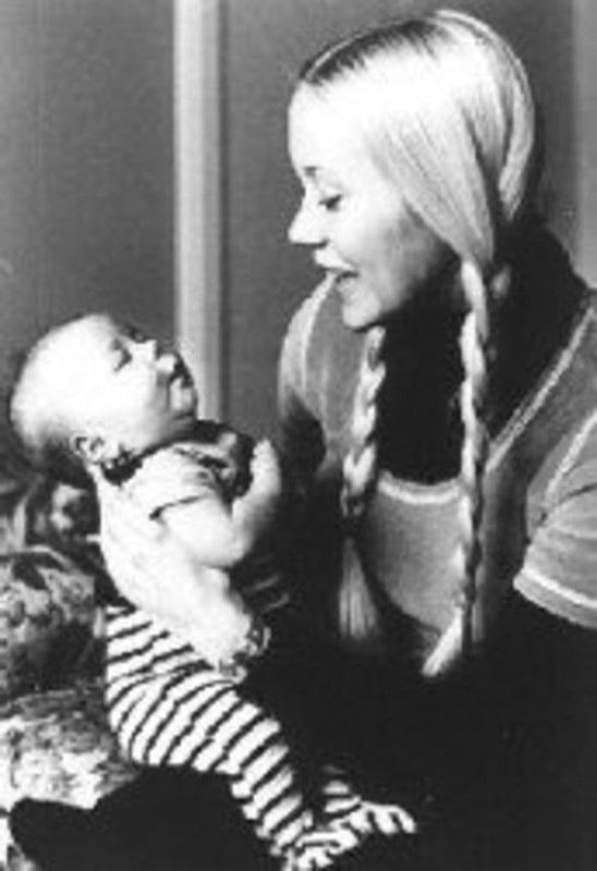 72443_125841067469765_124461437607728_128713_332