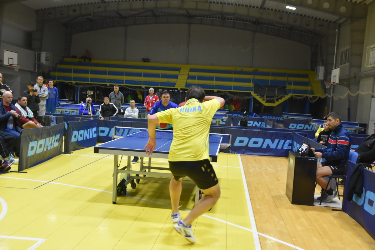 6129AA39-BF51-44AD-B88A-18E12C26AC28