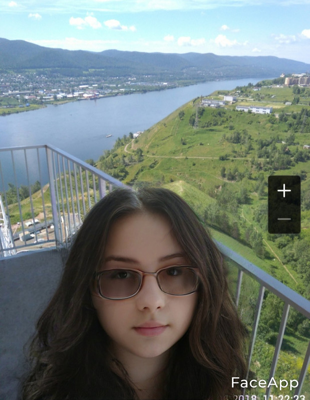 FaceApp_1603256572809