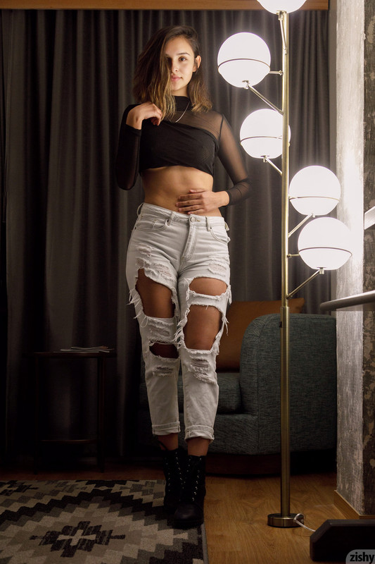 full_018_1202381855166877