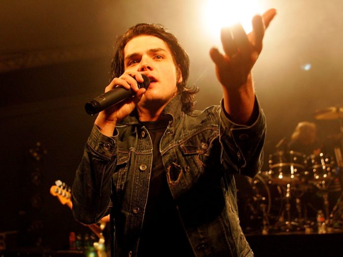NME, “It looks like My Chemical Romance are teasing a UK show” [Traducción] [04.01.2020]  Webp-net-resizeimage-3-4-696x522