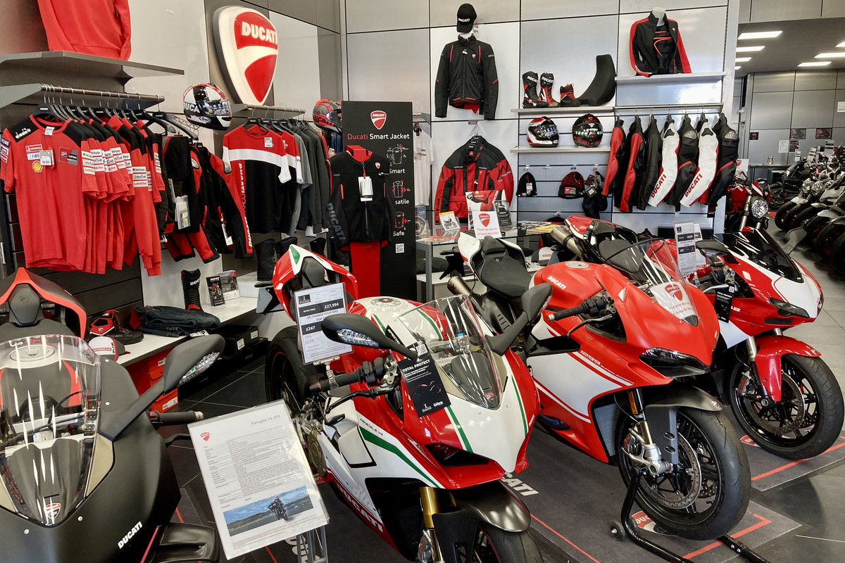 7963D897-3C85-4840-8FCE-CA5CECEE92A0