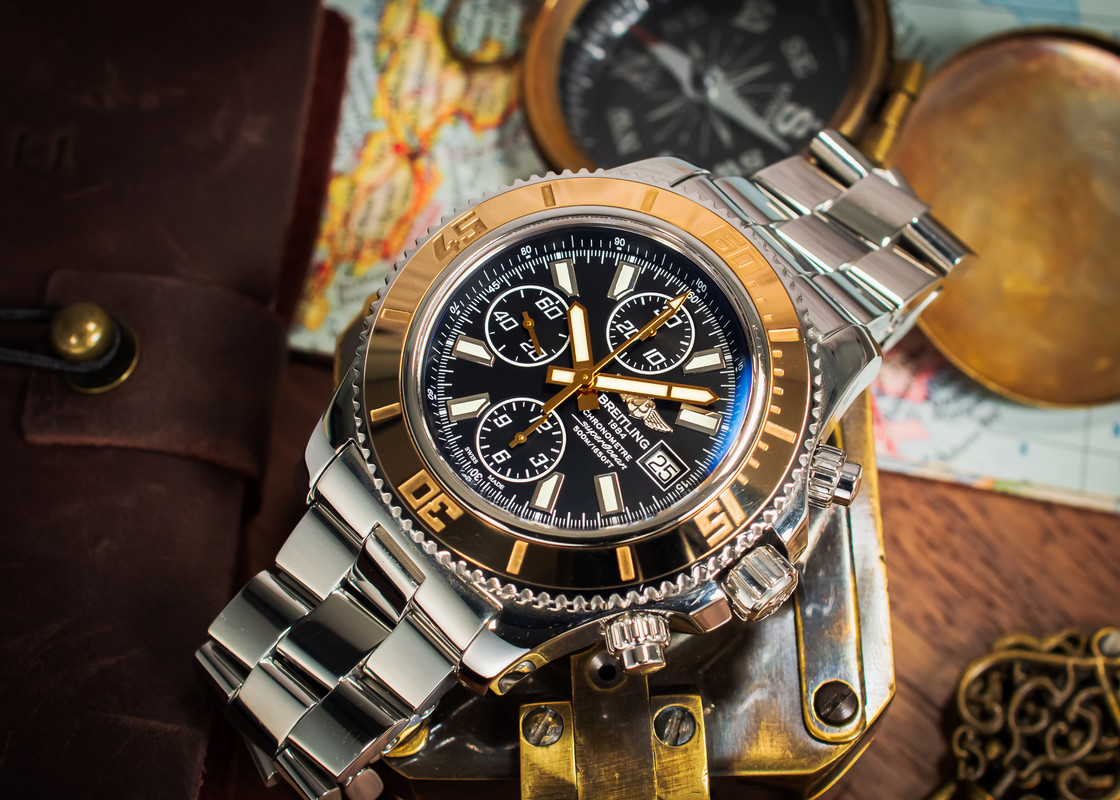 Breitling superocean gold clearance bezel