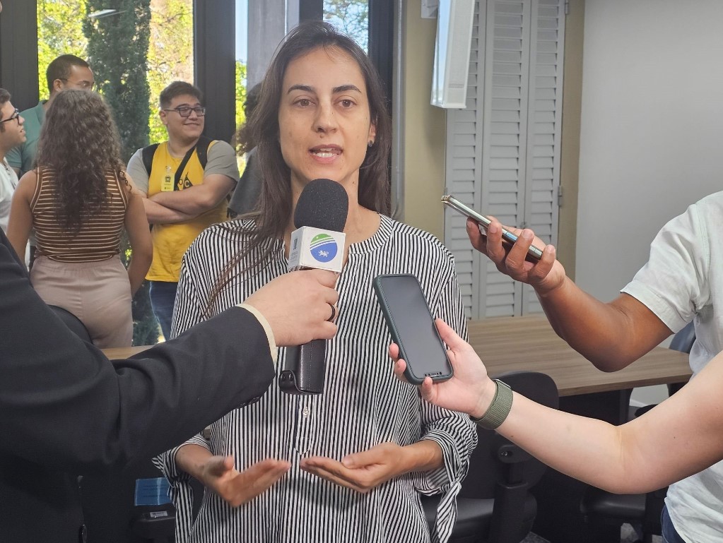 Prof.ª Dra. Letícia Garcia destacou o papel da contribuição da ciência