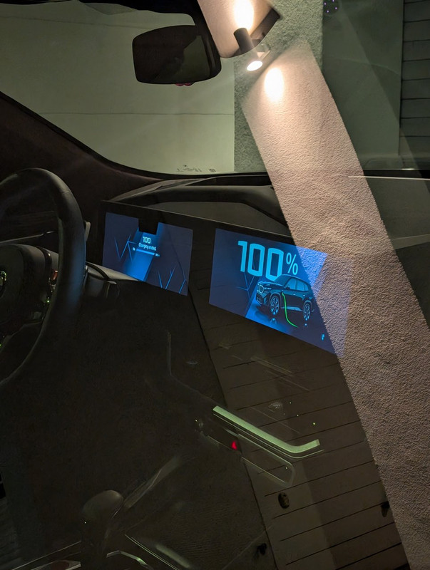 PXL_20250413_045202330