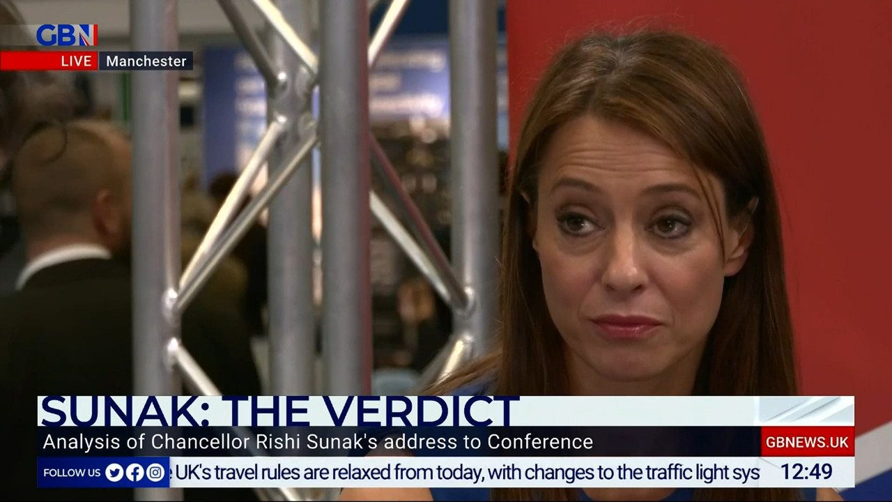 10.04 - 12.00.00 - The Briefing Lunchtime with Gloria De Piero. Your ....ts_snapshot_50.26.824