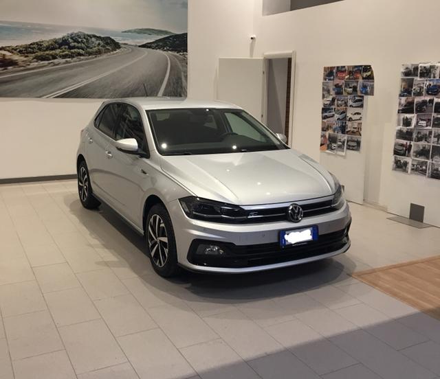 E65CCCA3-177C-4AB5-AAAF-E742DF1735A8