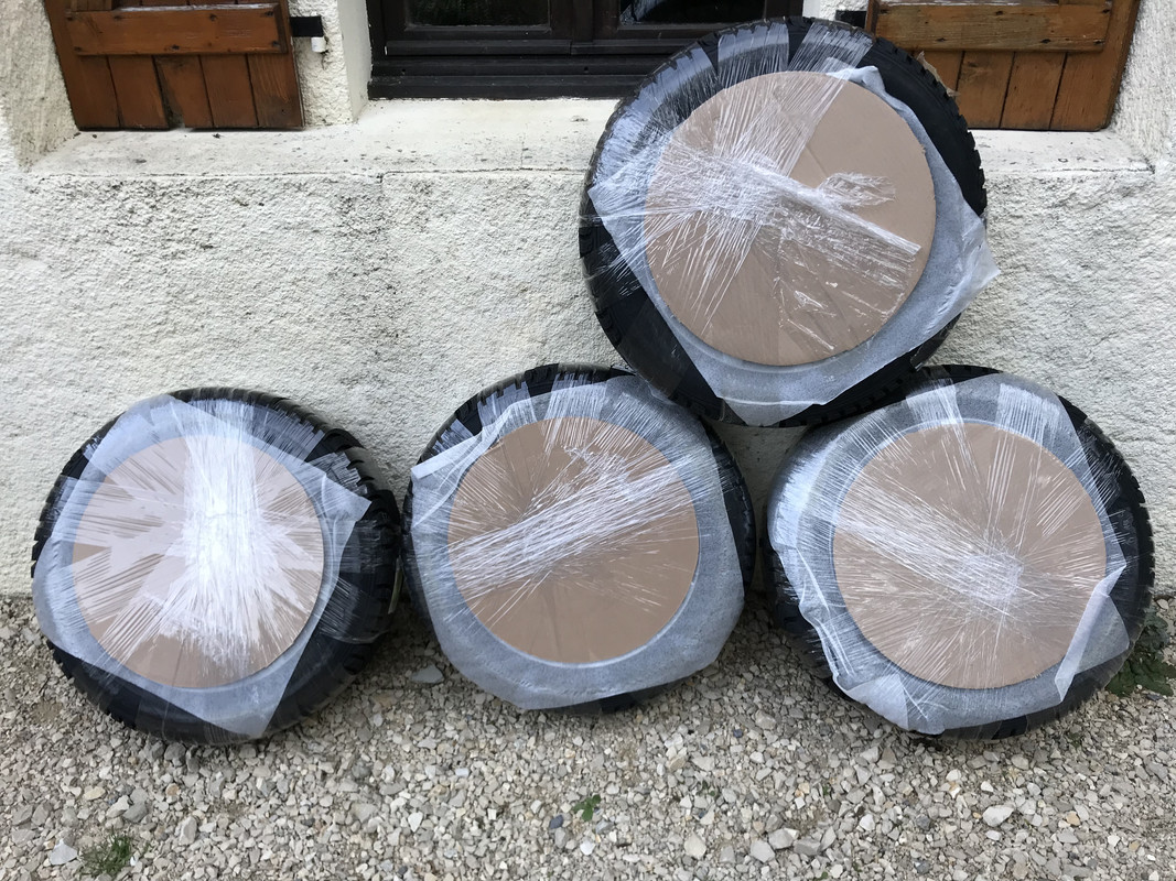 A2E37762-0788-4A61-8838-368F6973A7BF