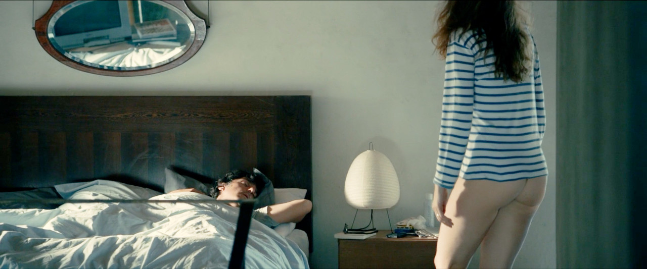 Laetitia.Casta_Do.Not.Disturb.00_01_14_03.Still008