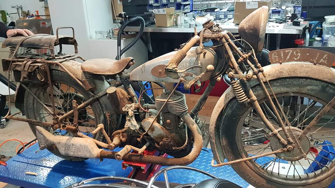 9AC5622A-0684-4F1B-A11D-4EBBB516AB16