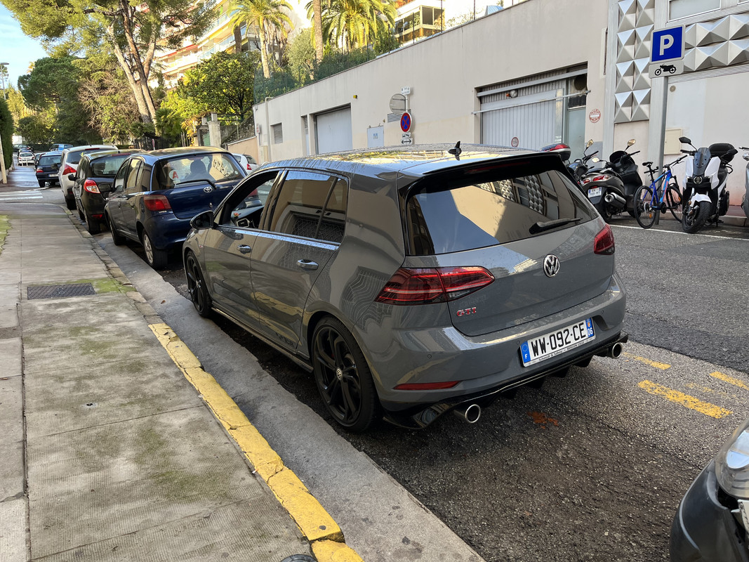 1600FDFF-836A-4EF1-AF95-59A41ADC08BB