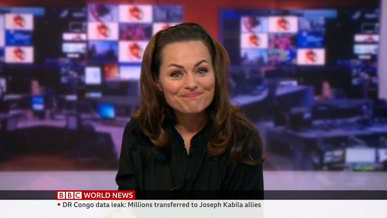 11.19 - 06.00.00 - BBC World News. News. Reporting on the day's inter....ts_snapshot_15.43_[2021.11.