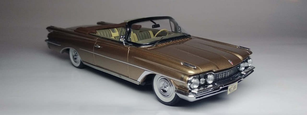 Oldsmobile 98 Convertible (8)
