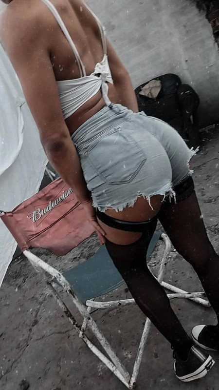 Maduras caseras en pantaletas 3
