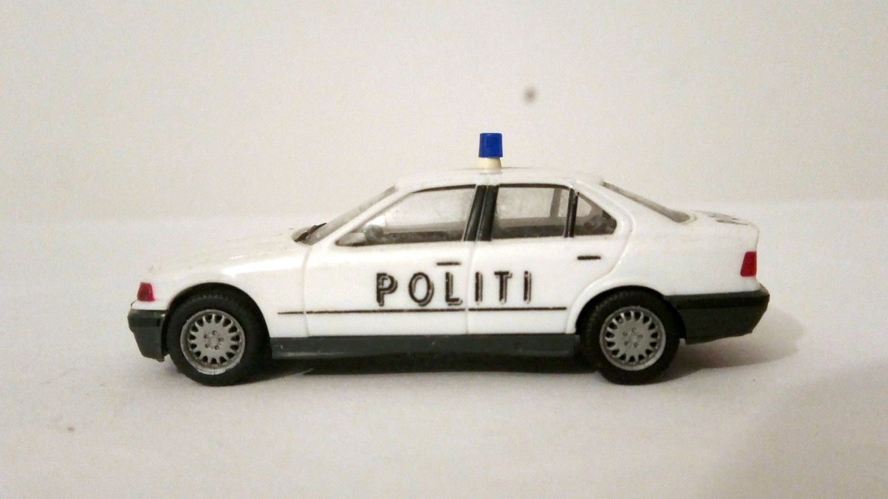 Mach (9445)