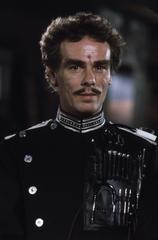 https://i.postimg.cc/c1kZwpCY/DUNE-YUEH.jpg