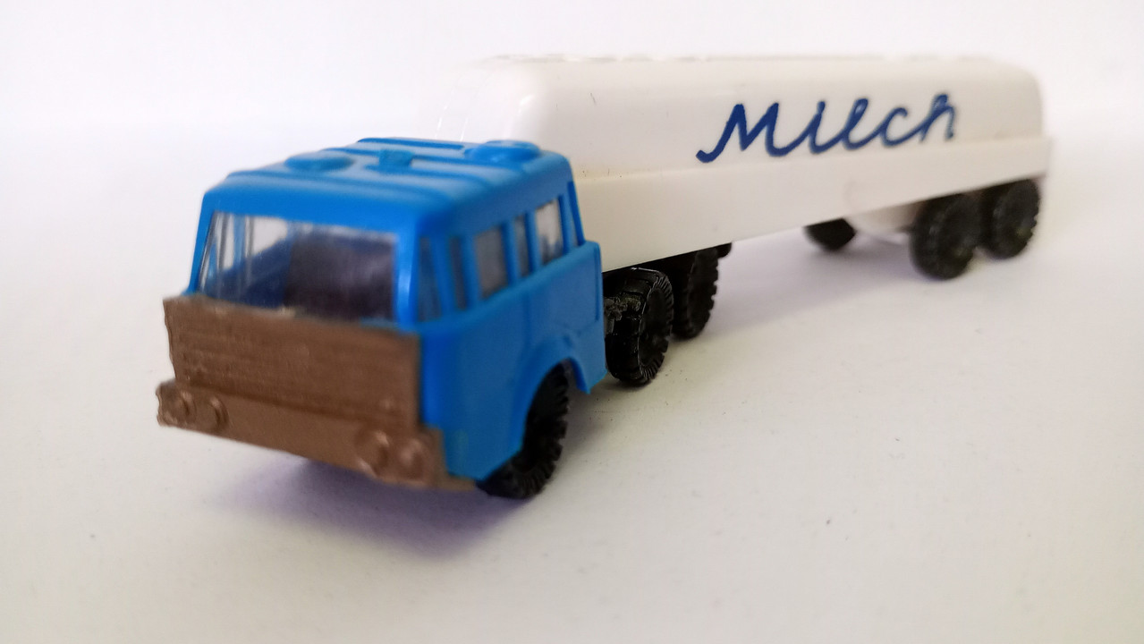 Mach (3786)