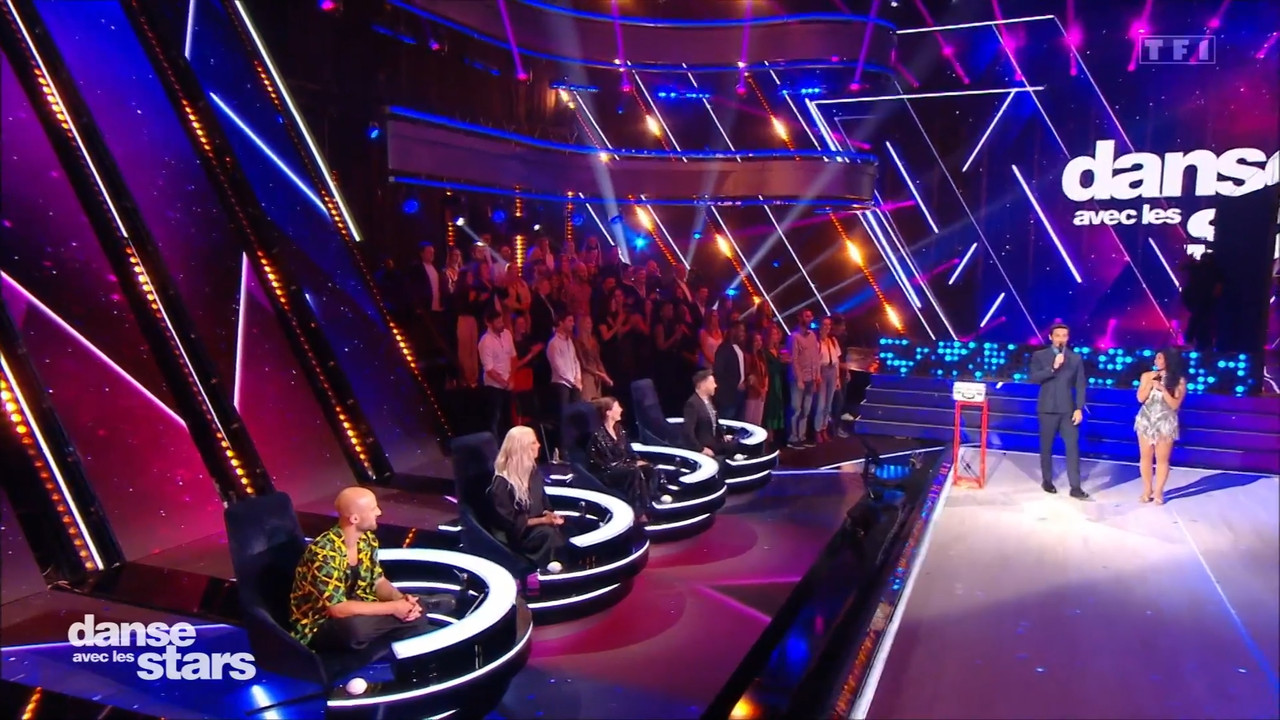 2022-09-09_21_10_TF1_Danse-avec-les-stars.mp4_snapshot_16.40.263