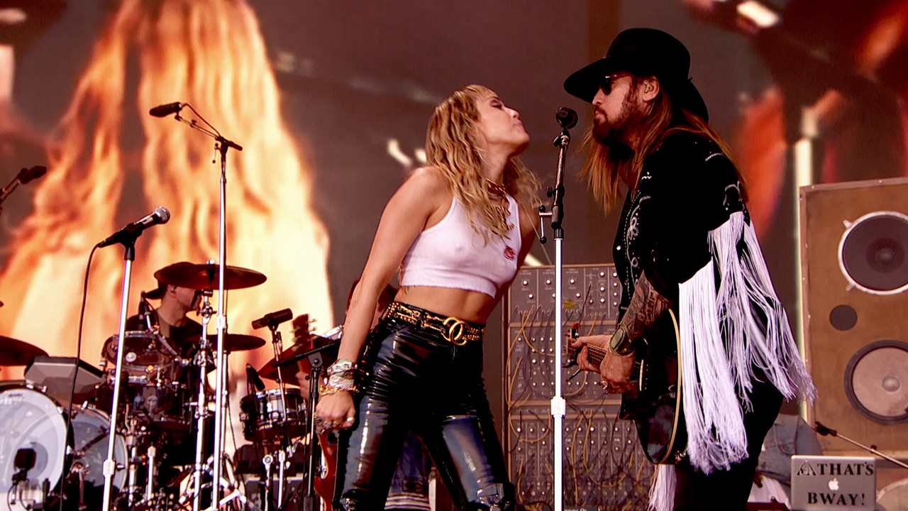 Miley Cyrus - Glastonbury 2019,jun 30[2019-06-30-23-57-02]