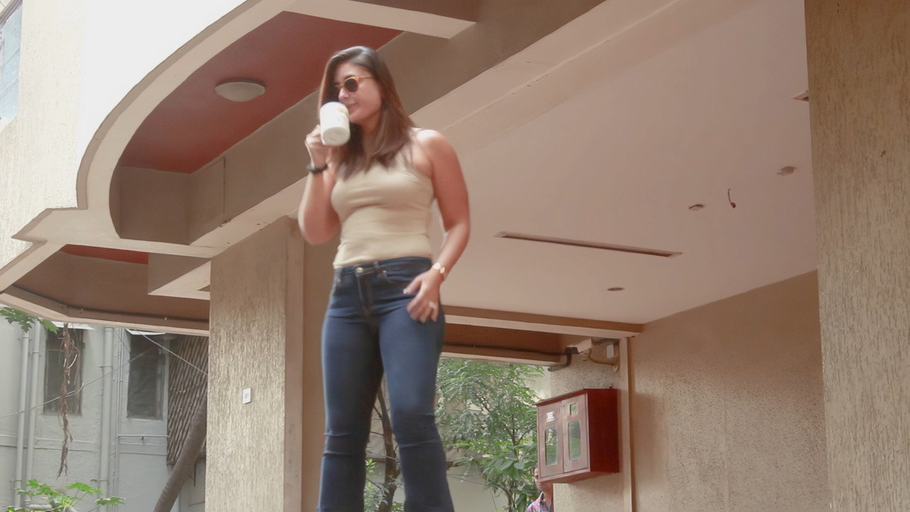 Kareena Kapoor Khan Ass 4k.mp4_snapshot_00.23.394
