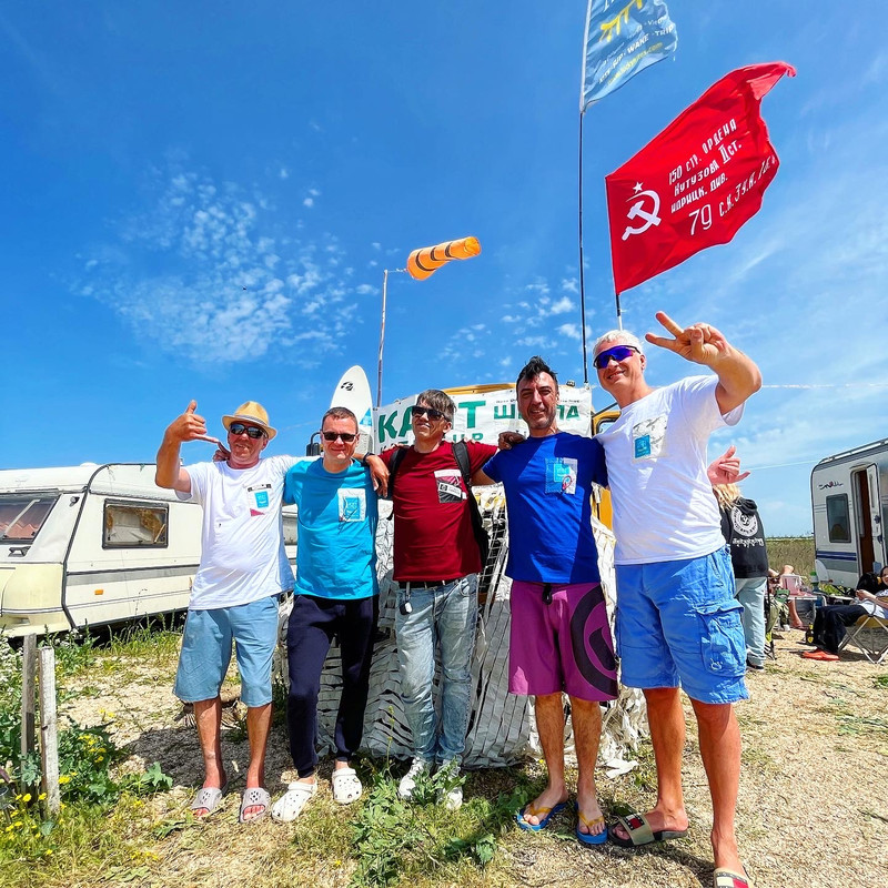 C6C2EF95-8FEF-4017-A9DA-2ACCF8C678D7