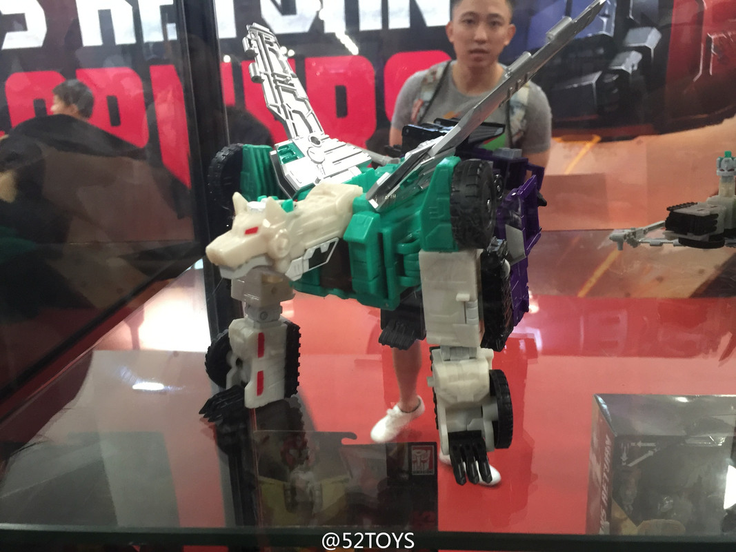 CybertronCon-Booth-001