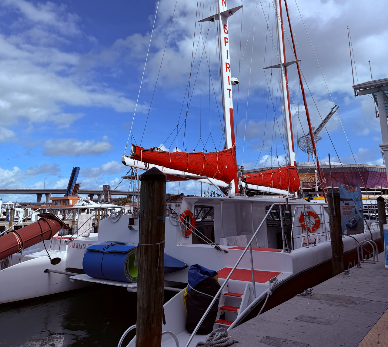 [Image: Bayside-Market-Place-Miami7.png]