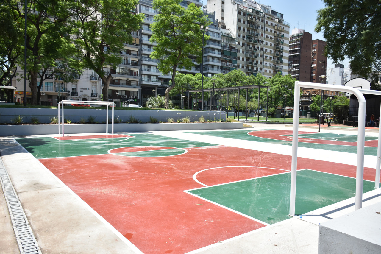 fotoplazahoussay5