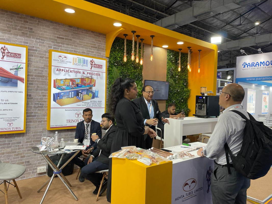 Mexflow Team at the Medical Fair 2024
