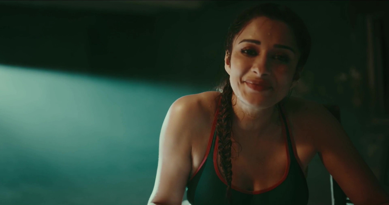 vlcsnap-2024-10-25-00h29m18s865